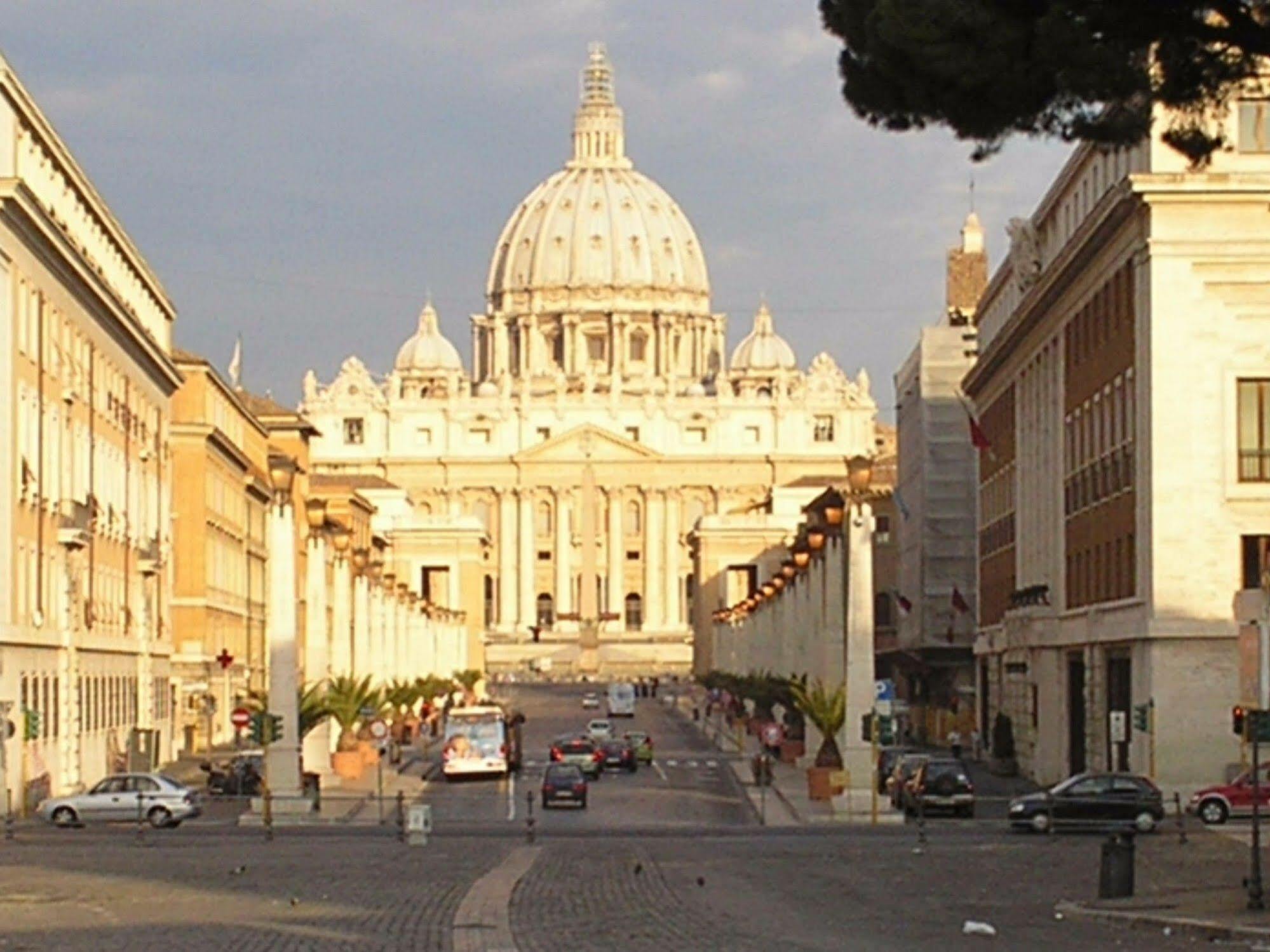 Couette-café Al Colonnato Di San Pietro Rome